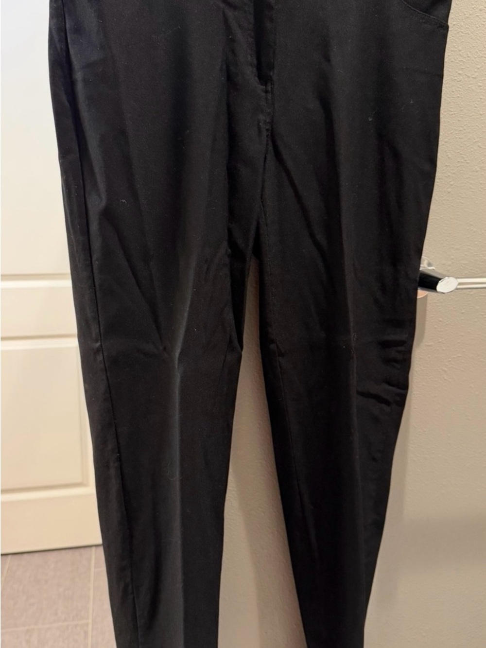 Women's Black Cropped Ankle Pants